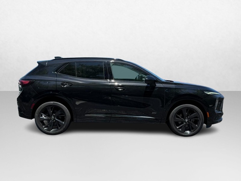 Buick Envision Vehicle Image 02