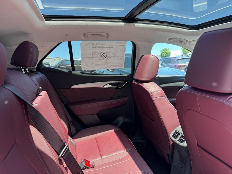 Buick Envision Vehicle Image 05