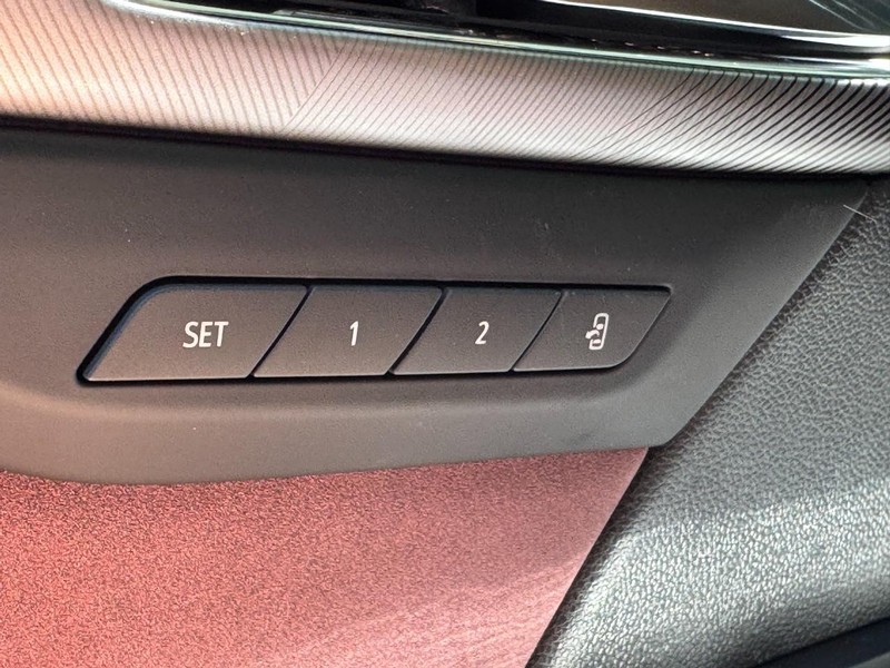 Buick Envision Vehicle Image 10