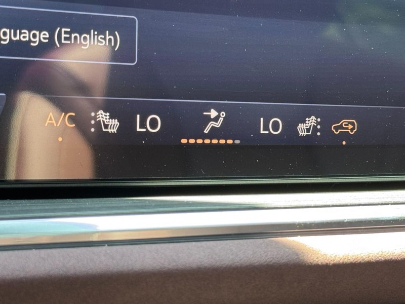 Buick Envision Vehicle Image 15