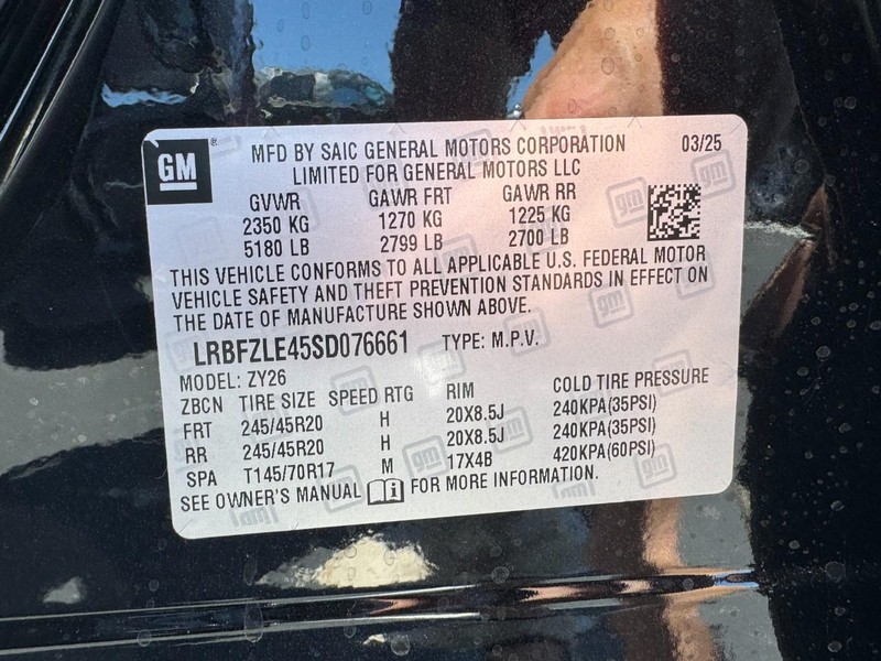Buick Envision Vehicle Image 18