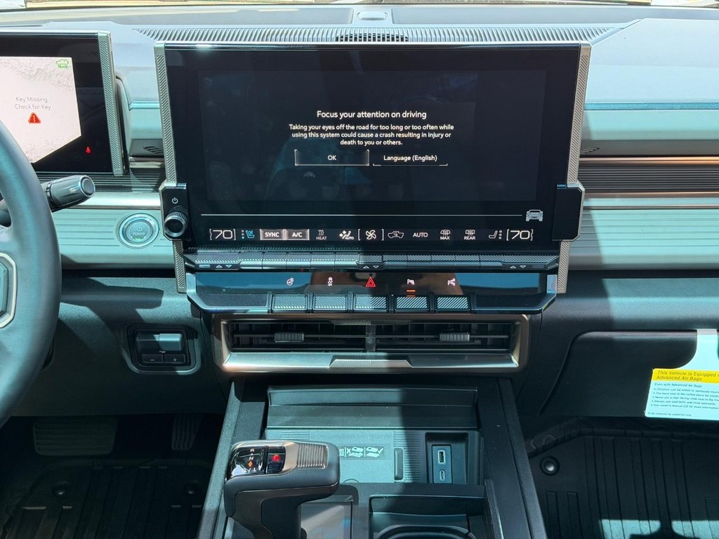 GMC HUMMER EV SUV Vehicle Image 07