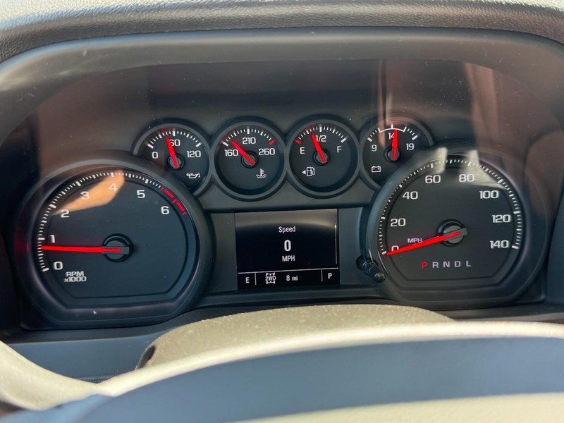 GMC Sierra 2500HD Vehicle Image 11