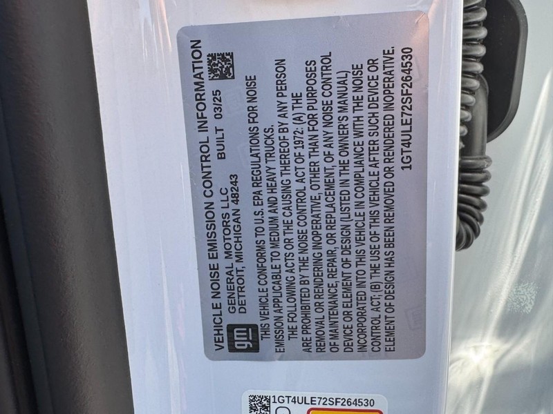 GMC Sierra 2500HD Vehicle Image 15