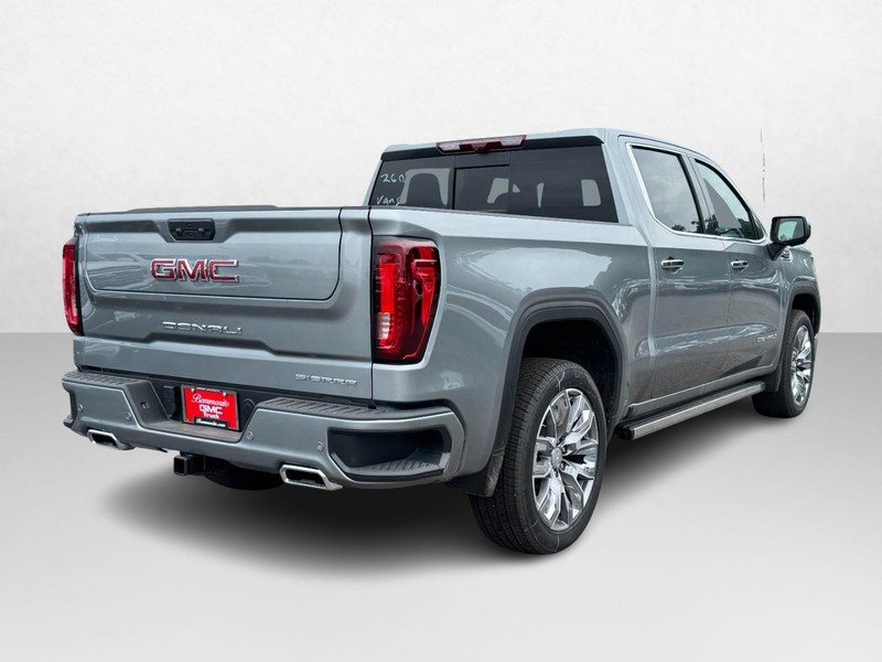 GMC Sierra 1500 Vehicle Image 03