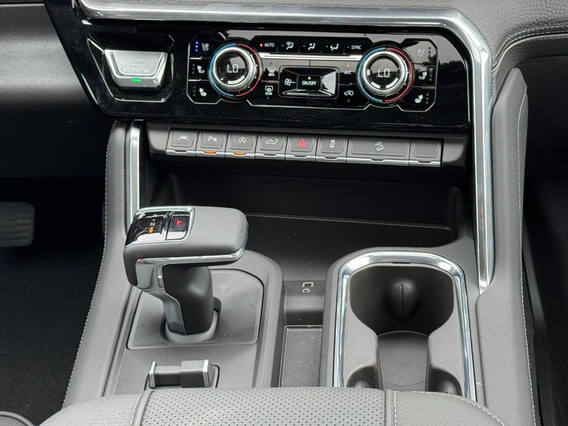 GMC Sierra 1500 Vehicle Image 09