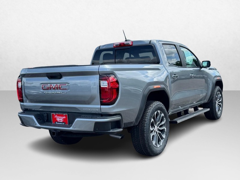 GMC Canyon Vehicle Image 03