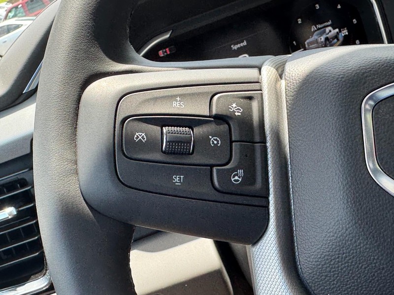 GMC Sierra 2500HD Vehicle Image 11