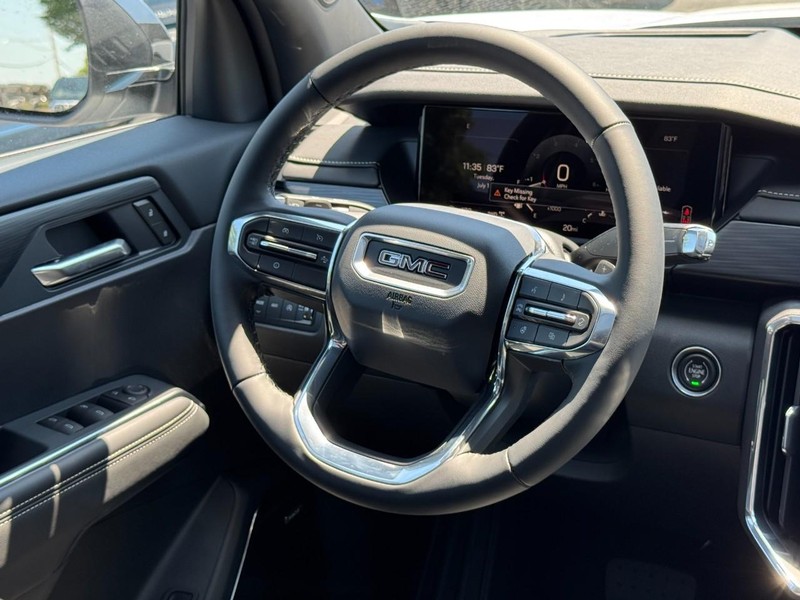 GMC Acadia Vehicle Image 08