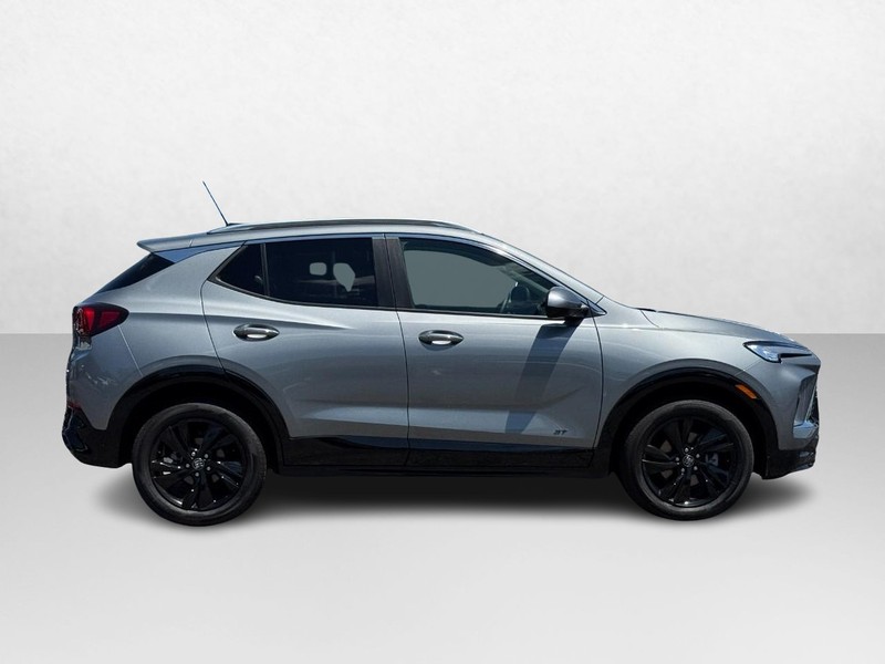 Buick Encore GX Vehicle Image 02