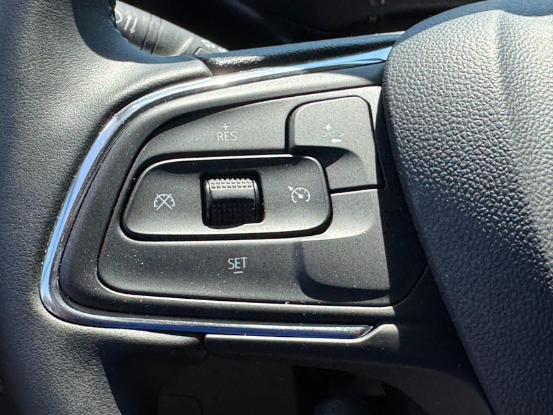 Buick Encore GX Vehicle Image 10