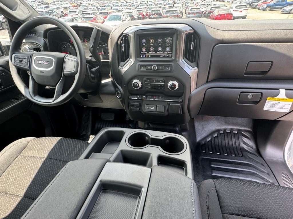 GMC Sierra 3500HD Vehicle Image 06