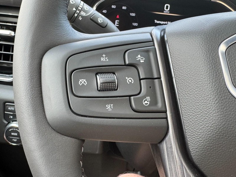 GMC Sierra 2500HD Vehicle Image 11