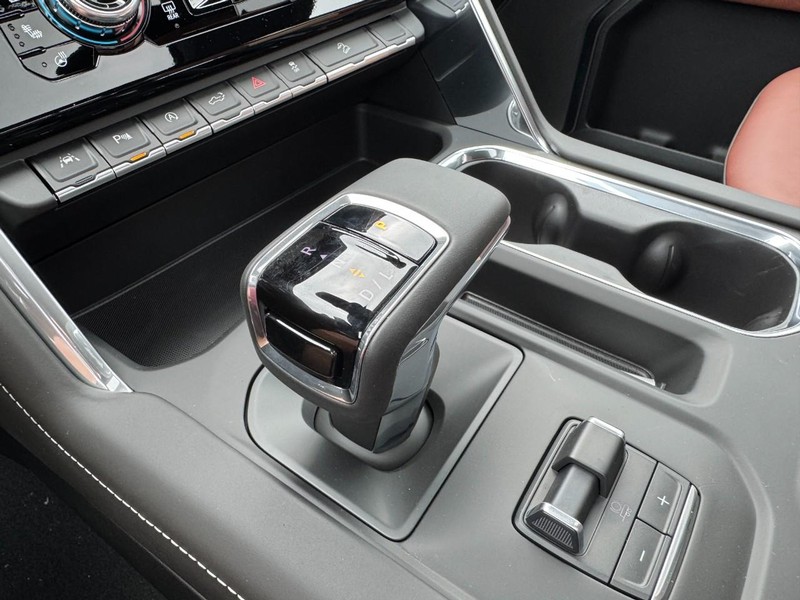 GMC Sierra 1500 Vehicle Image 13
