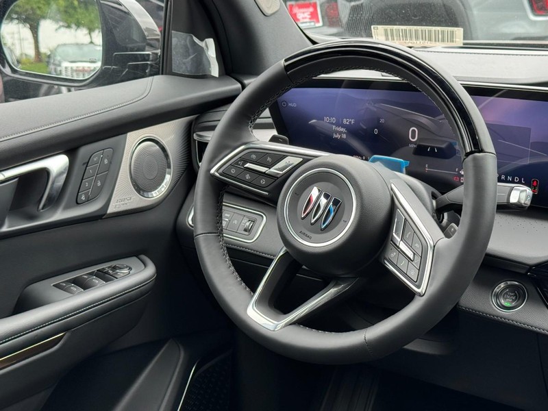 Buick Enclave Vehicle Image 08