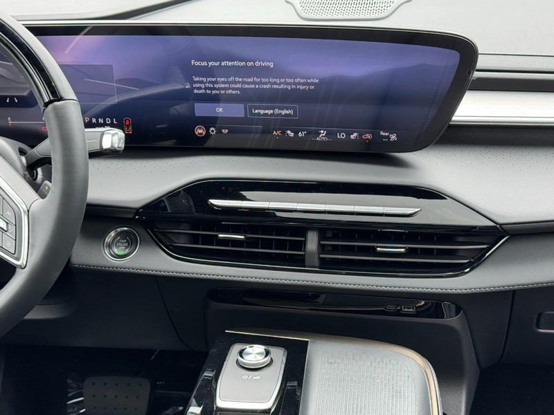 Buick Enclave Vehicle Image 09