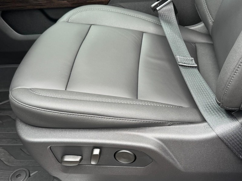GMC Sierra 1500 Vehicle Image 15