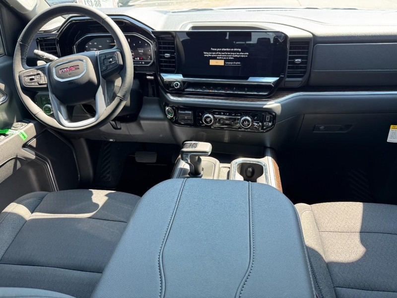 GMC Sierra 1500 Vehicle Image 06