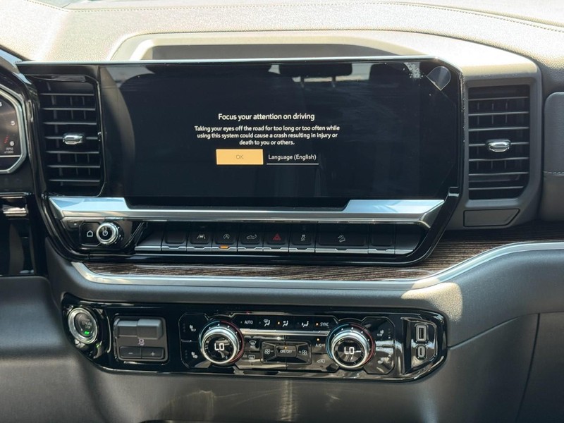 GMC Sierra 1500 Vehicle Image 08
