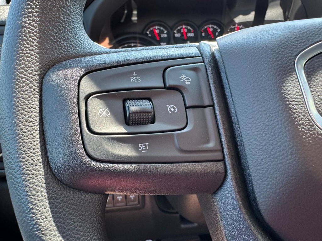 GMC Sierra 3500HD Vehicle Image 10