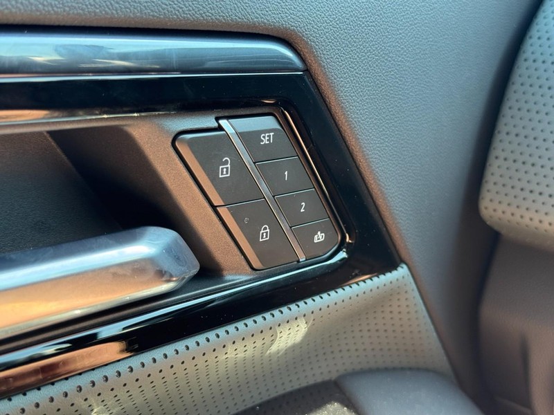 GMC Sierra EV Vehicle Image 10