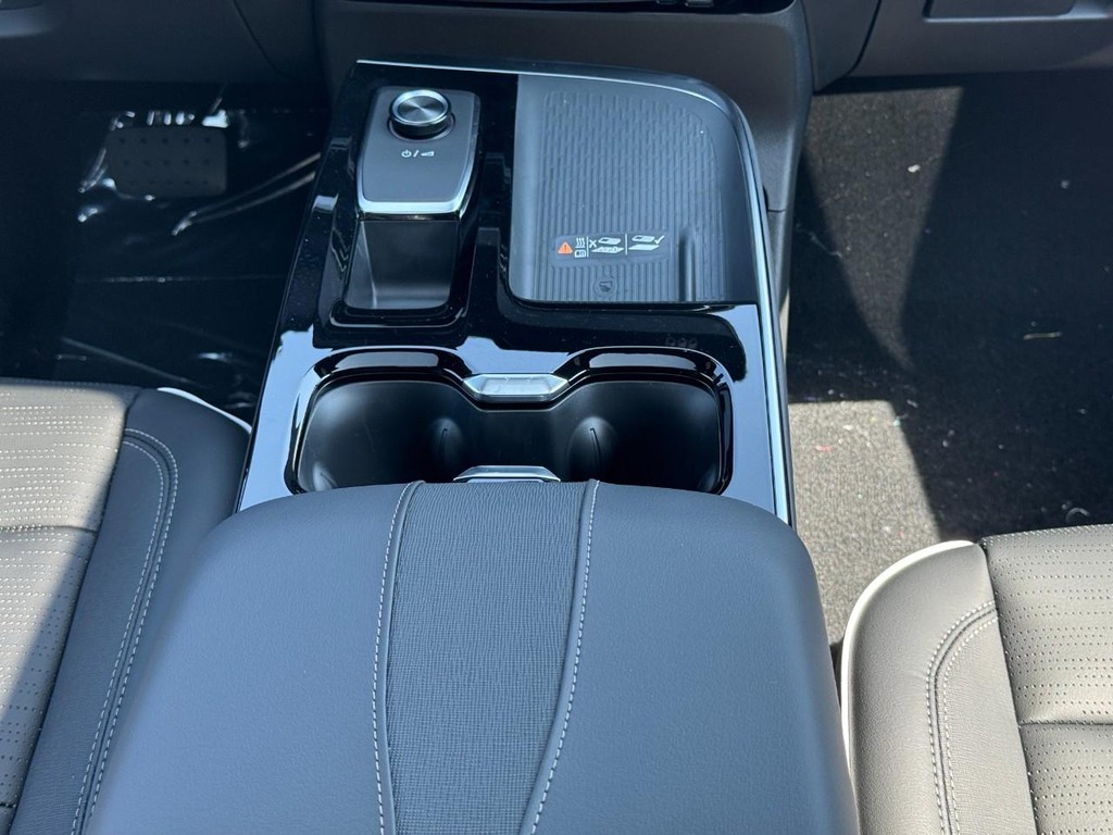 Buick Enclave Vehicle Image 09