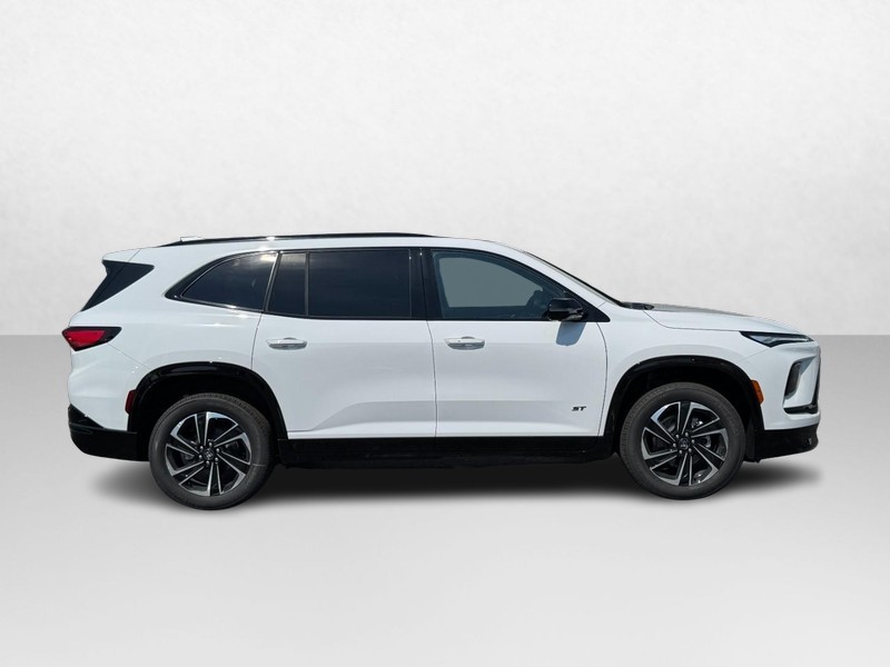 Buick Enclave Vehicle Image 02