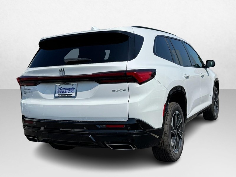 Buick Enclave Vehicle Image 03
