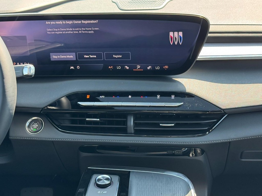 Buick Enclave Vehicle Image 09