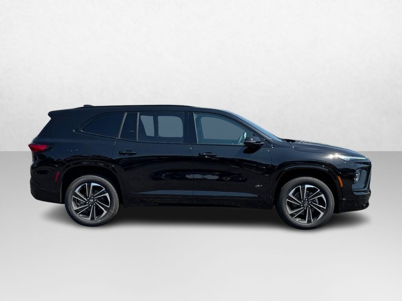 Buick Enclave Vehicle Image 02