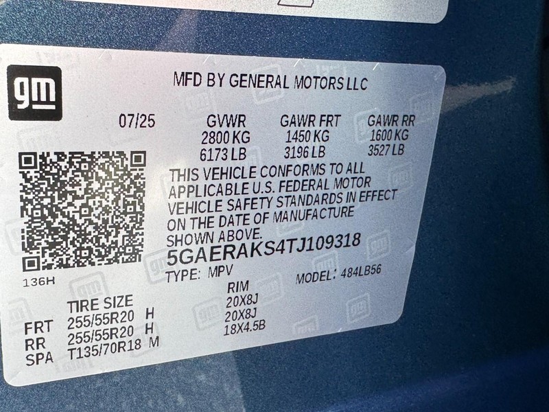 Buick Enclave Vehicle Image 19