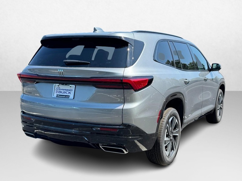 Buick Enclave Vehicle Image 03
