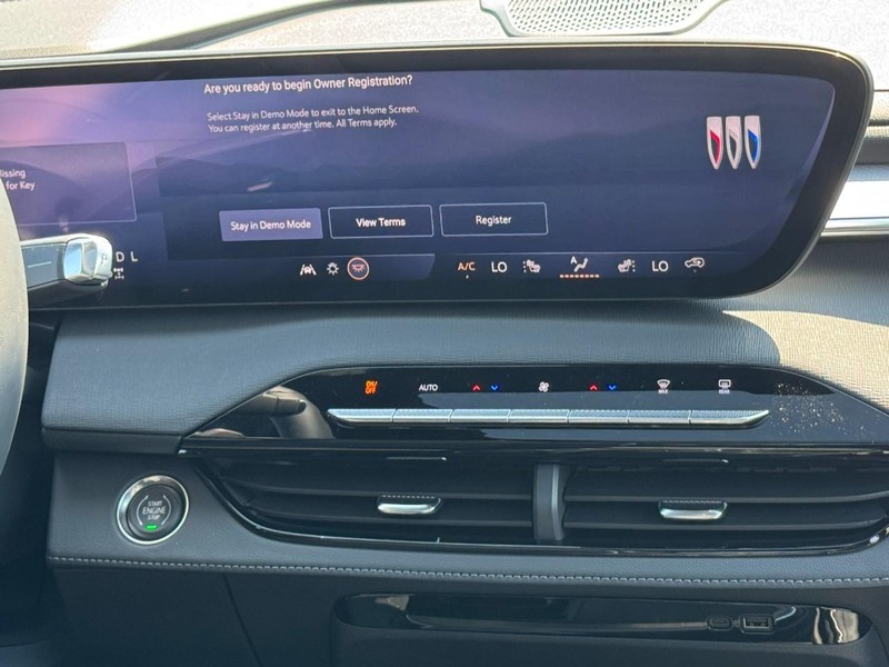 Buick Enclave Vehicle Image 09