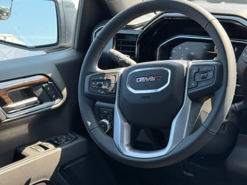 GMC Sierra 1500 Vehicle Image 07