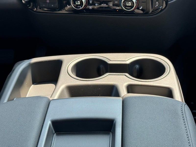 GMC Sierra 1500 Vehicle Image 09