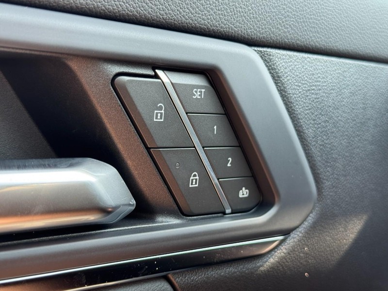 GMC Terrain Vehicle Image 10