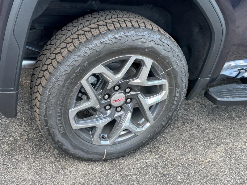 GMC Sierra 1500 Vehicle Image 04
