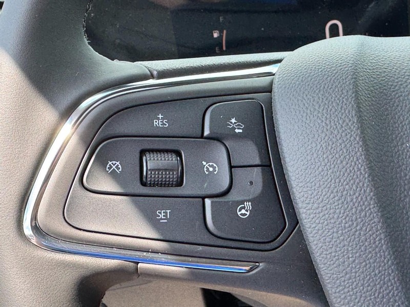 Buick Encore GX Vehicle Image 10
