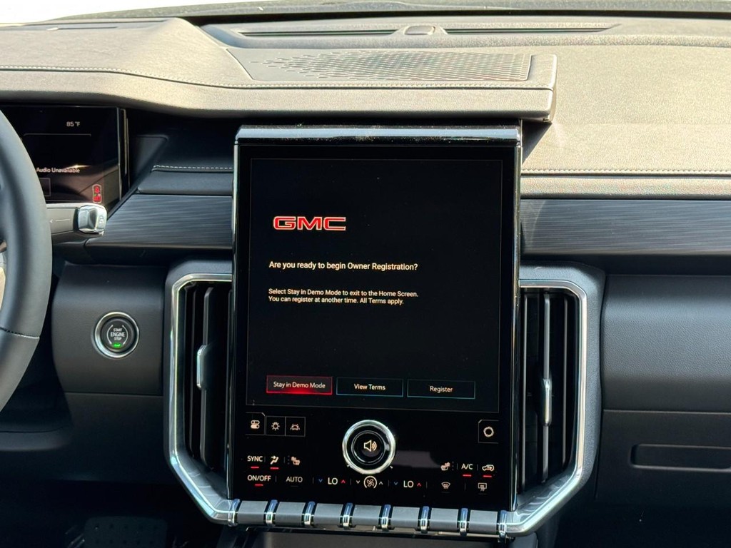 GMC Acadia Vehicle Image 08