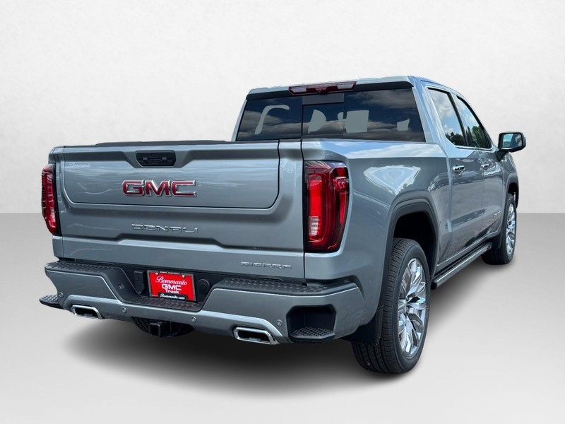 GMC Sierra 1500 Vehicle Image 03