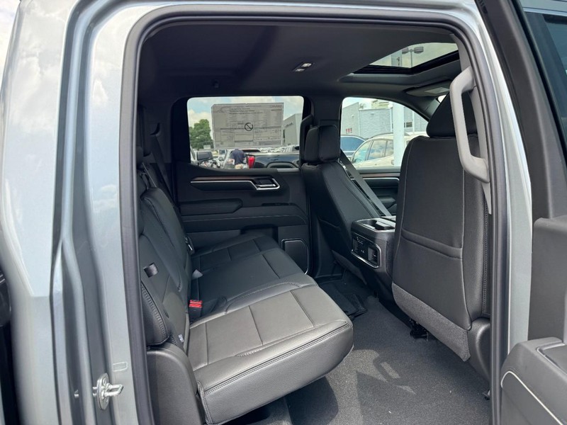 GMC Sierra 1500 Vehicle Image 05