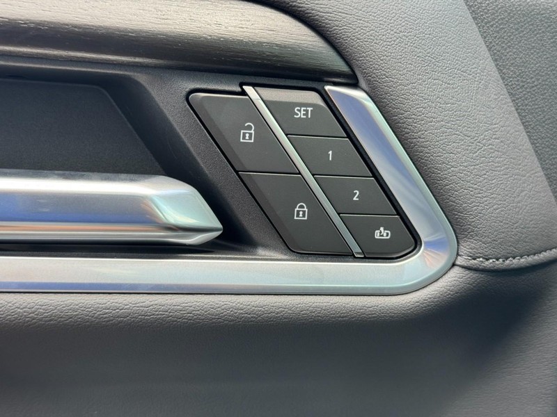 GMC Sierra 1500 Vehicle Image 10