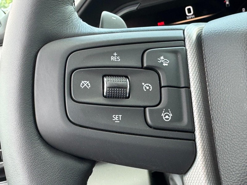 GMC Sierra 1500 Vehicle Image 11