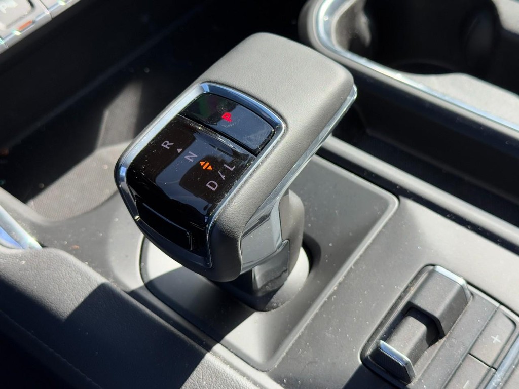 GMC Sierra 1500 Vehicle Image 15