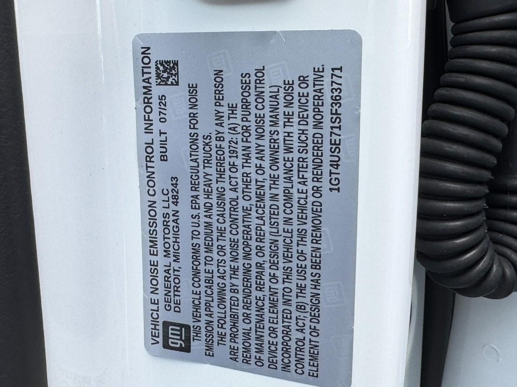 GMC Sierra 3500HD Vehicle Image 16