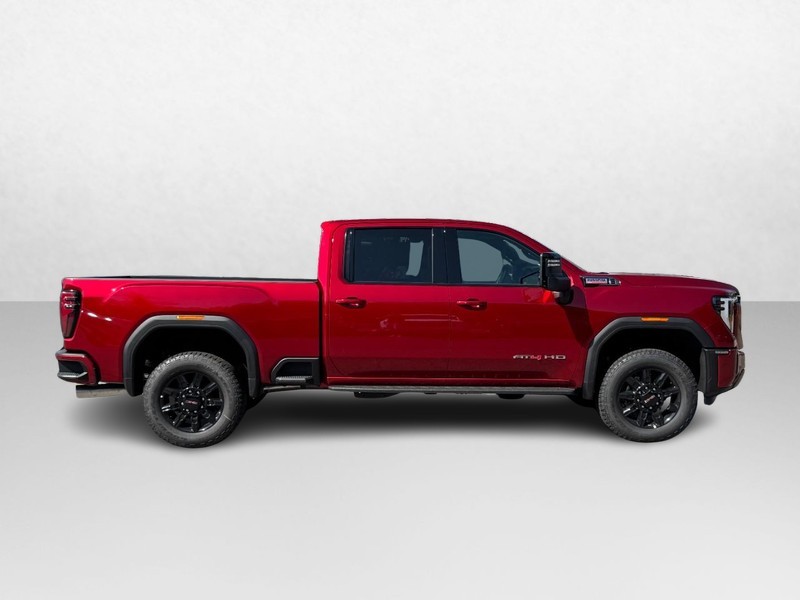 GMC Sierra 2500HD Vehicle Image 02