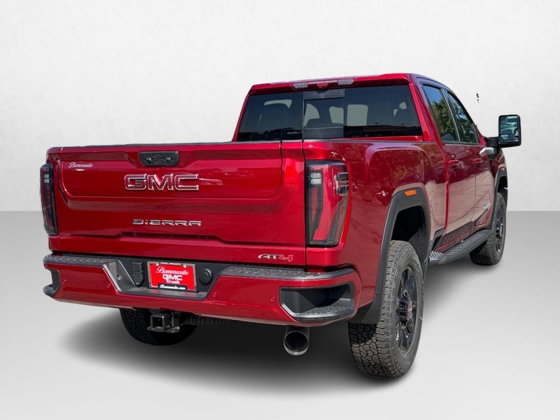 GMC Sierra 2500HD Vehicle Image 03