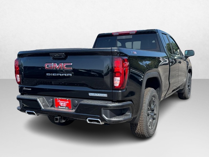GMC Sierra 1500 Vehicle Image 03