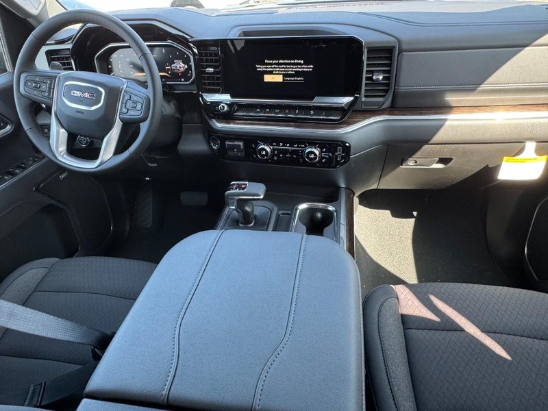 GMC Sierra 1500 Vehicle Image 06