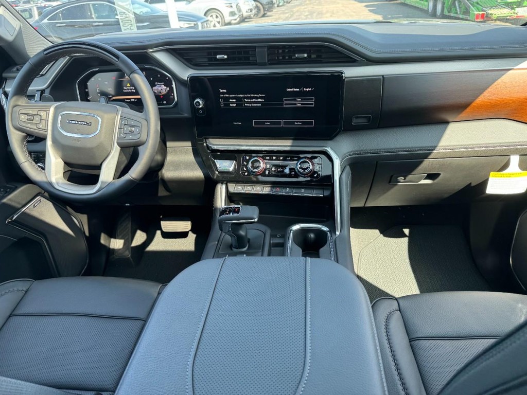 GMC Sierra 1500 Vehicle Image 06